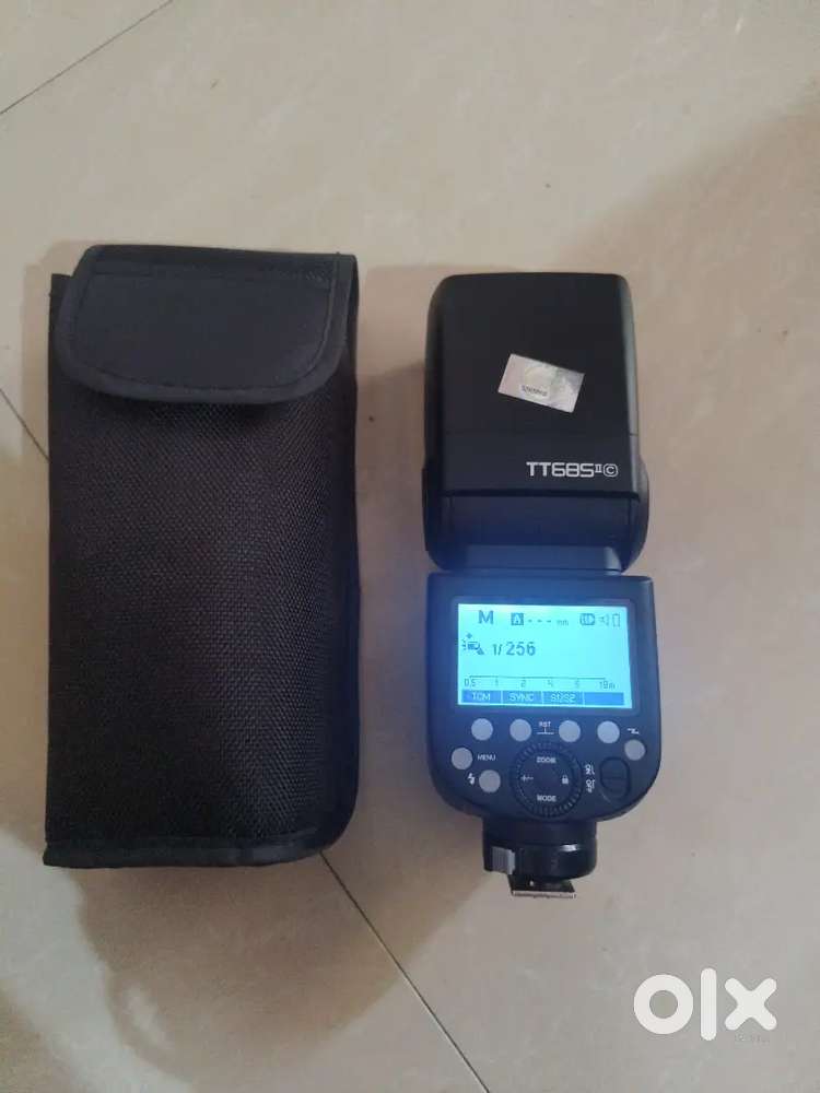 Godox TT685 II-C TTL Flash for Canon - Like New, Only 2 Months Old!