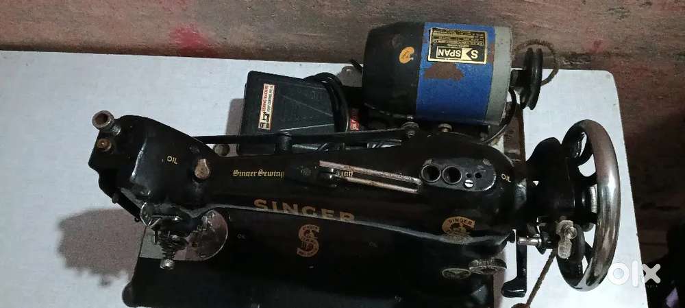 Sewing machine with motor