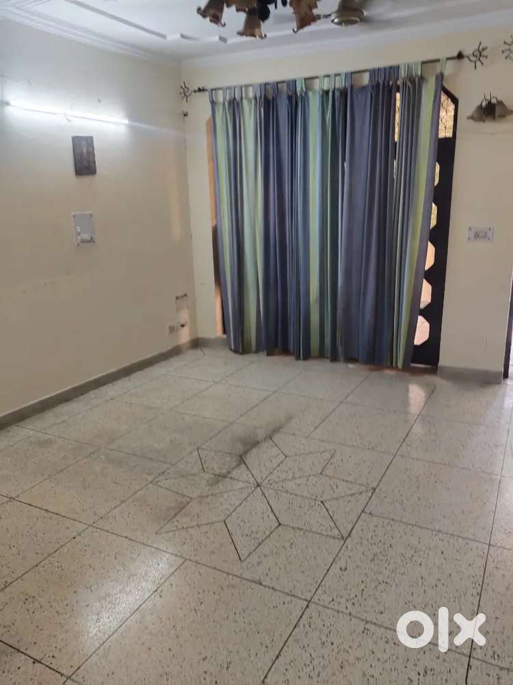 II GOHRI PROPERTIES II 2 BHK FIRST FLOOR READY TO MOVE PARK FACING