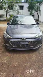Hyundai i20 top model 2015 Petrol 60000 Km Driven UP-78 registered