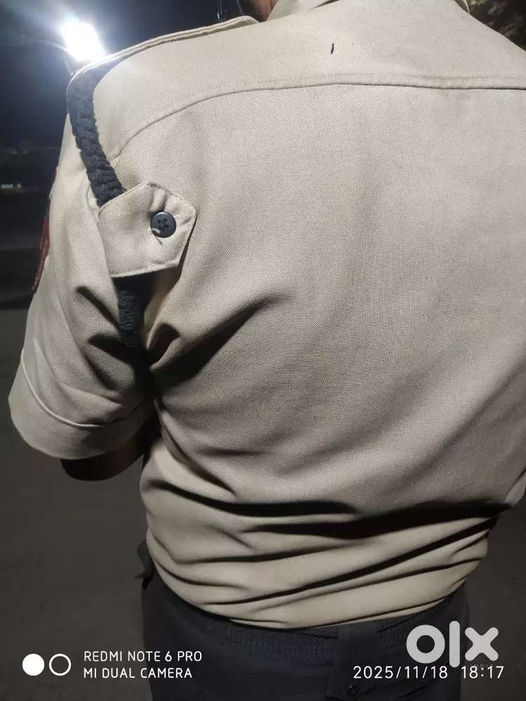 सेक्युरिटी गार्ड पाहिजे पुरुष व महिला