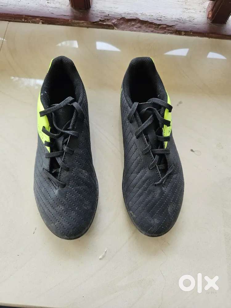 KIPSTA football boot
