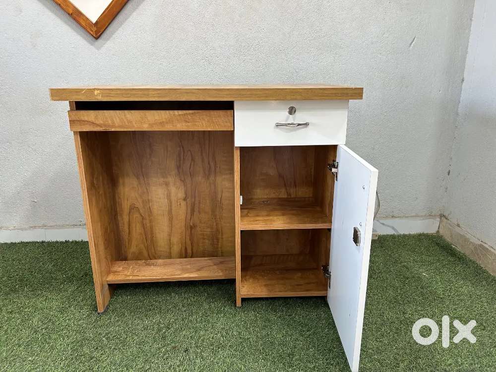 Brand new study table/Office table/study table at wholesale price