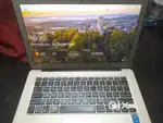 Laptop urgent Sale good candican mai hai