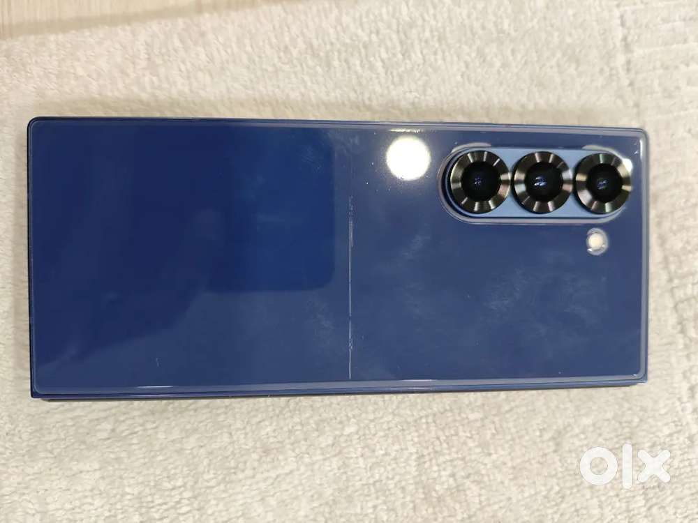 Samsung Z fold 6