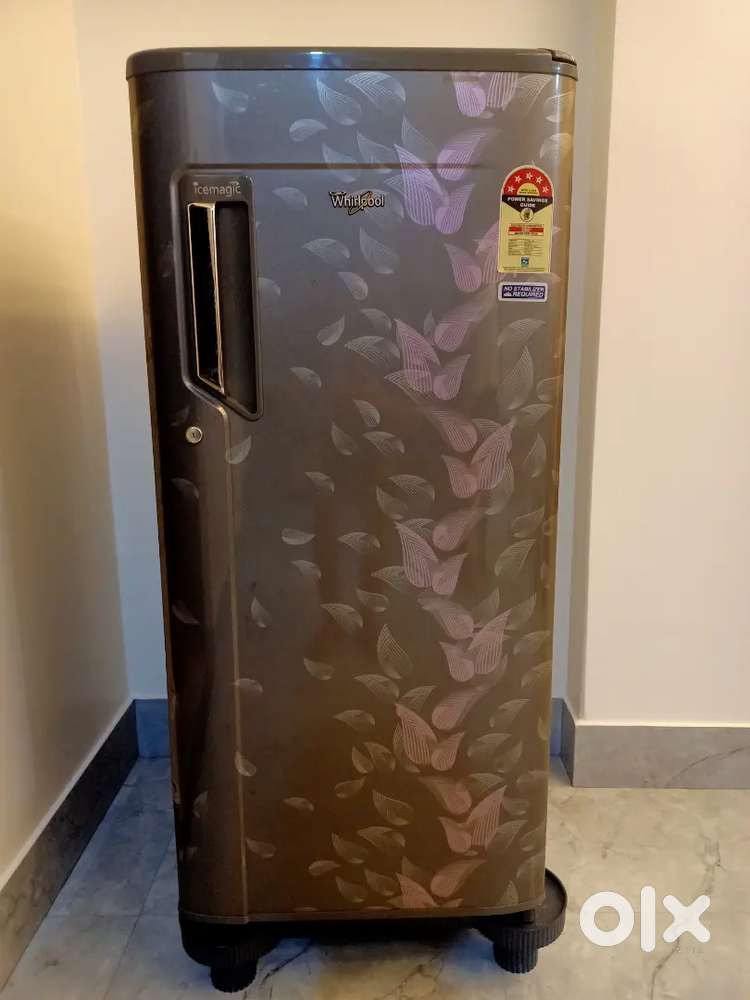 Whirlpool Icemagic 190 litres Fridge-5 star, great condition