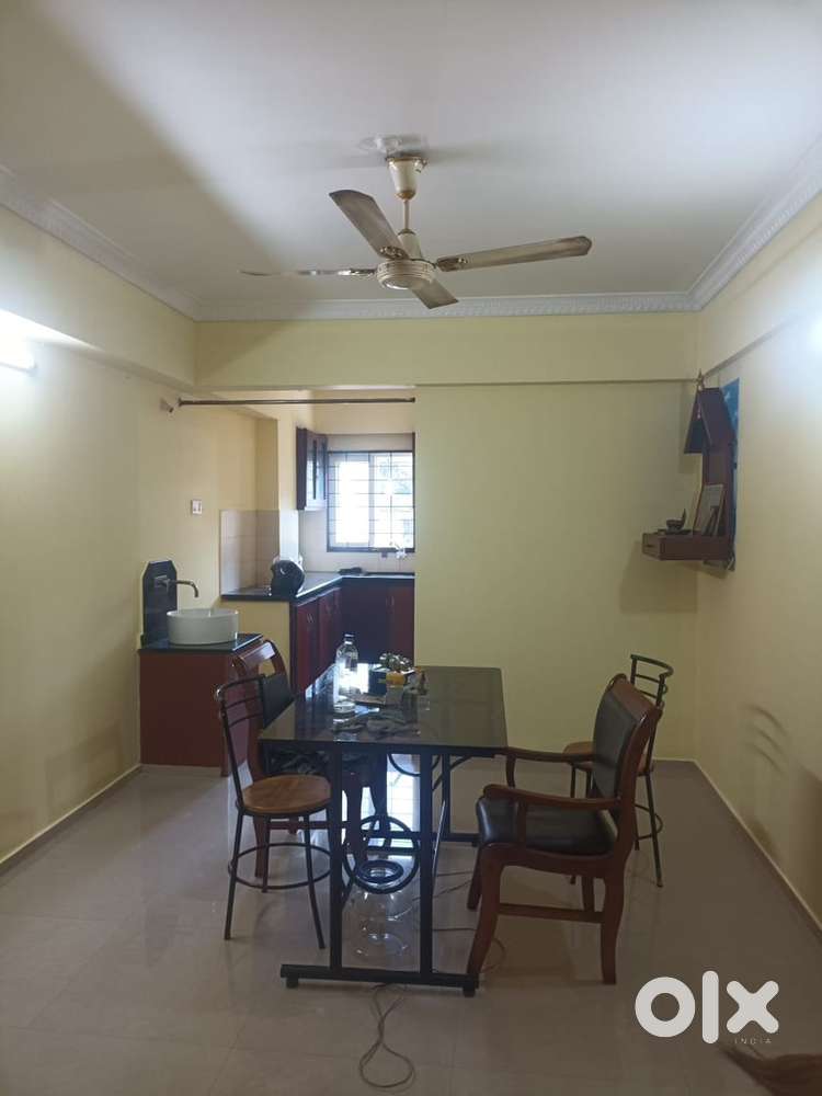 1bhk flat at Lord Krishna arcade near Perumthatta siva temple for rent
