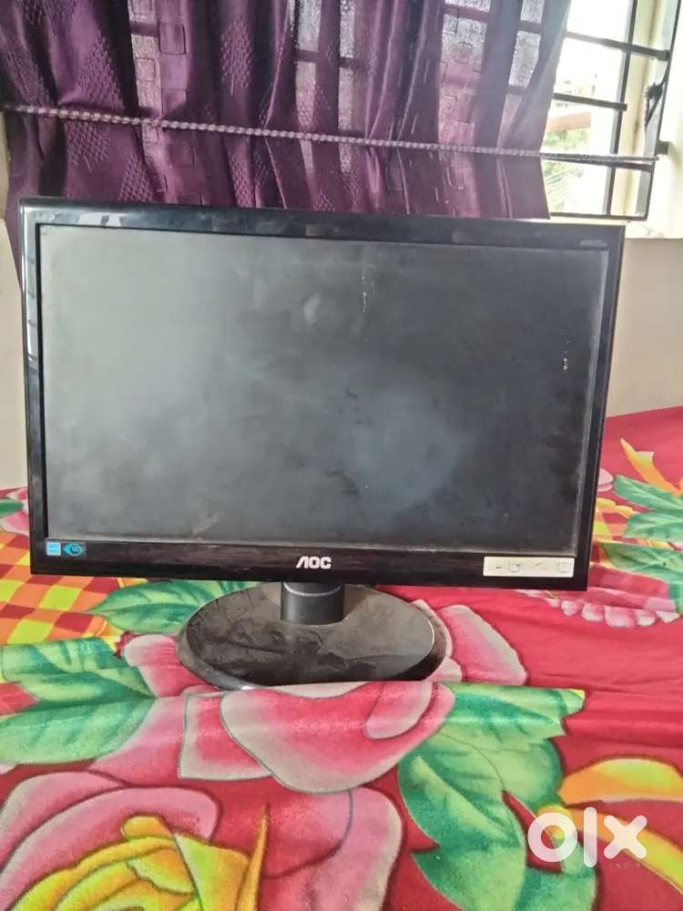 Aoc 18 inch led monitor