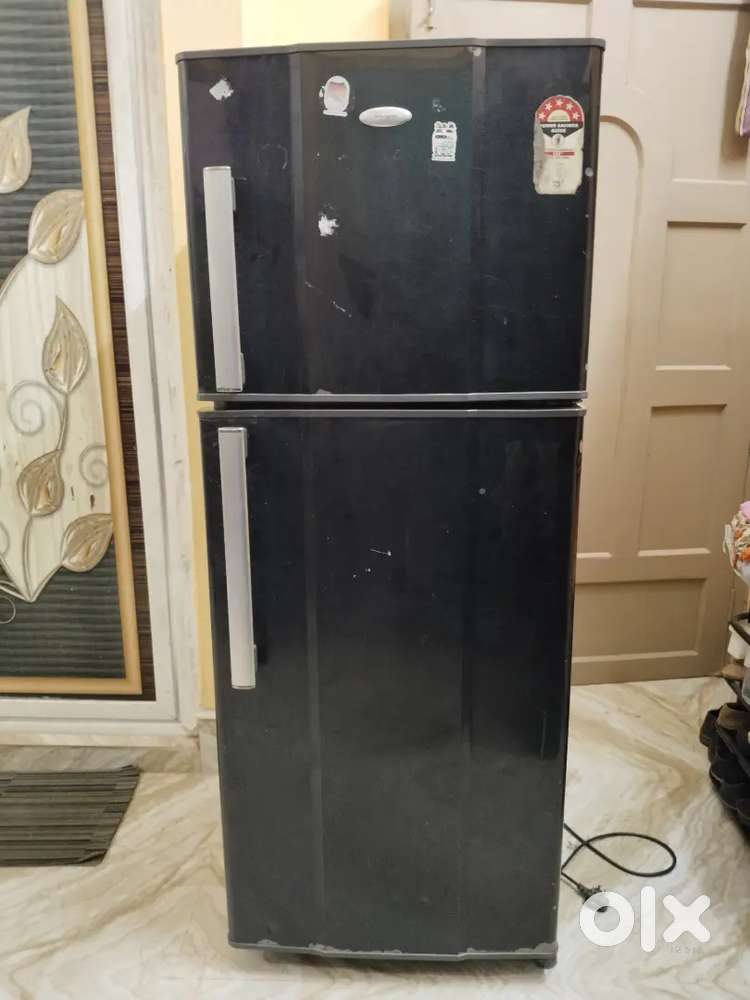 Selling refrigerator