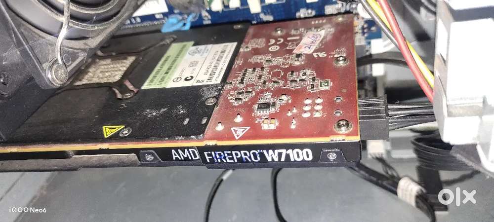 W7100 8gb graphic card