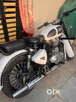 I want my Royal Enfield Classic 350cc (2017/12month) sell