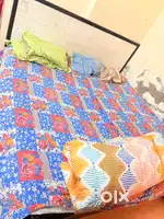King size bed double bed for sale