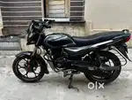 Platina 110 with abs and carburetor model