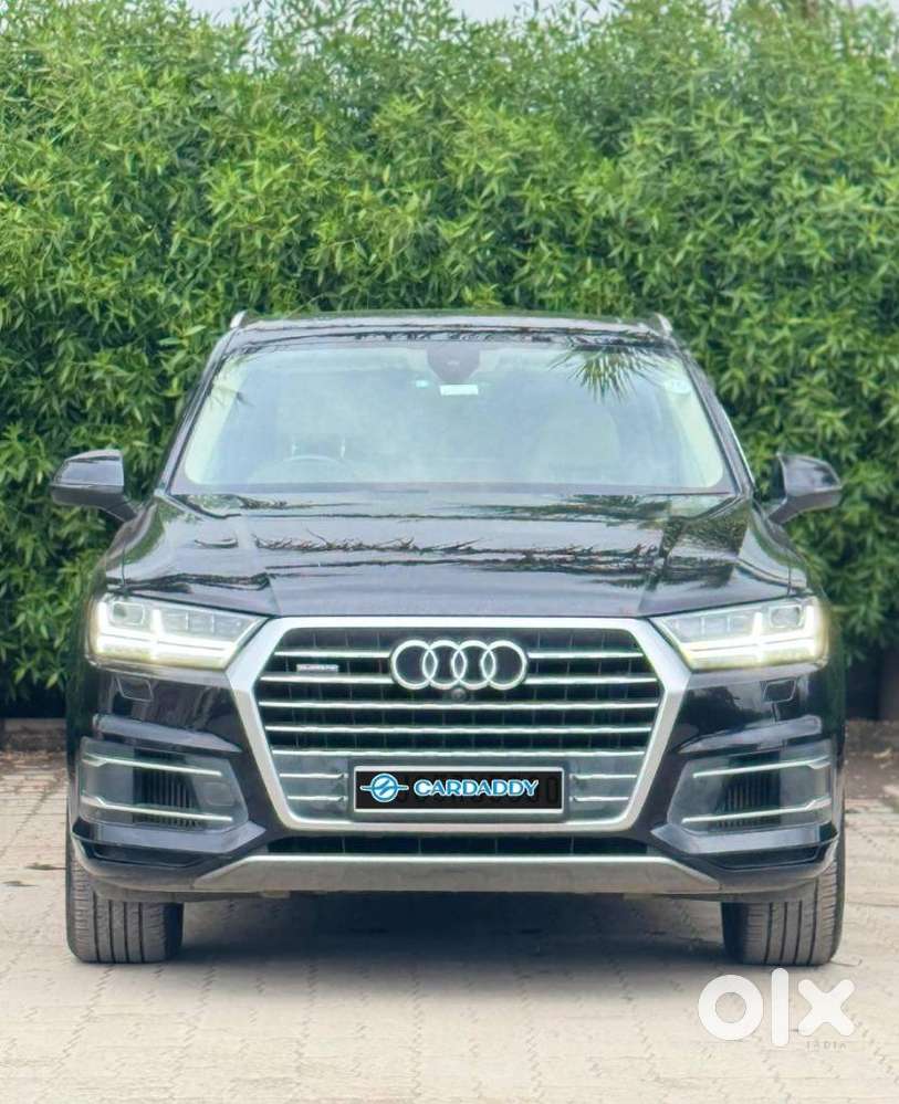 Audi Q7 45 TDI Premium with Sunroof, 2018, Diesel