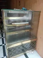 Freezer counter cake wala 4.3
