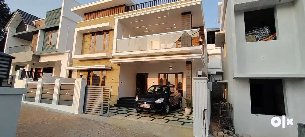 kalamassery near kusat 4.5 cent 4 bhk 2400 sqft new house for sale