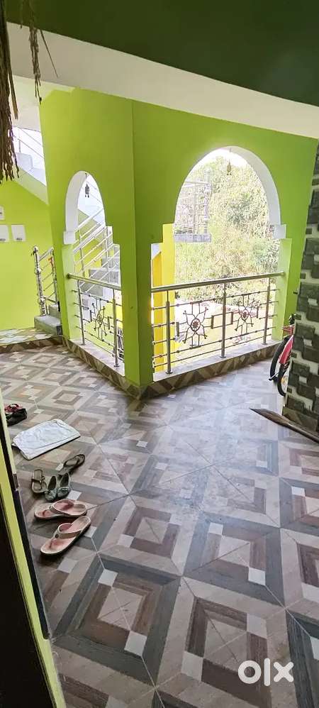 Single room for rent small family or girl