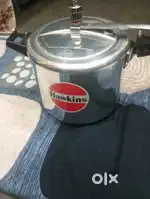 New Hawkins 6.5 litres cooker with separator set