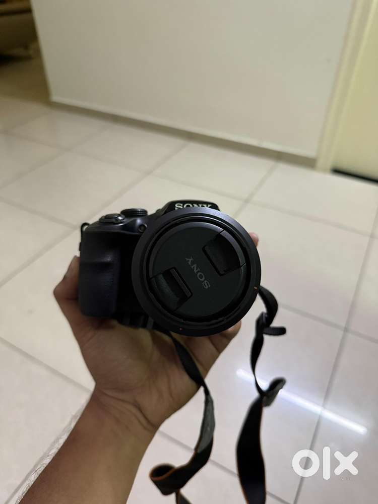 Sony Alpha 3500 worth 27K