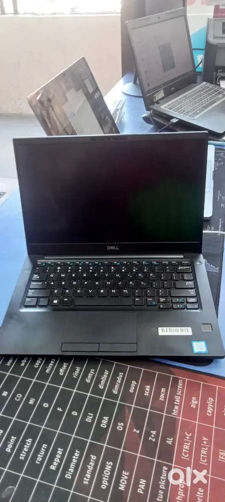 Dell Latitude core i5-8th 7490 laptop