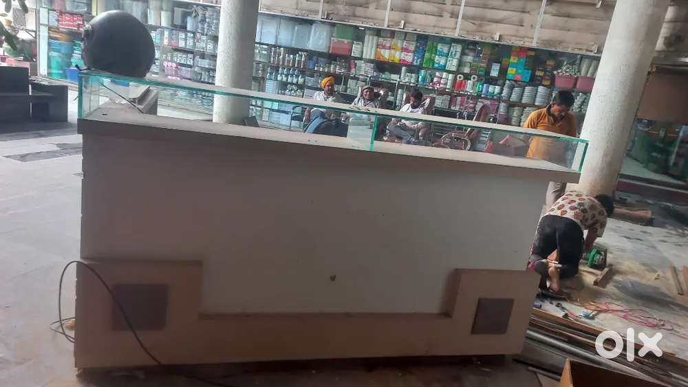 Office table