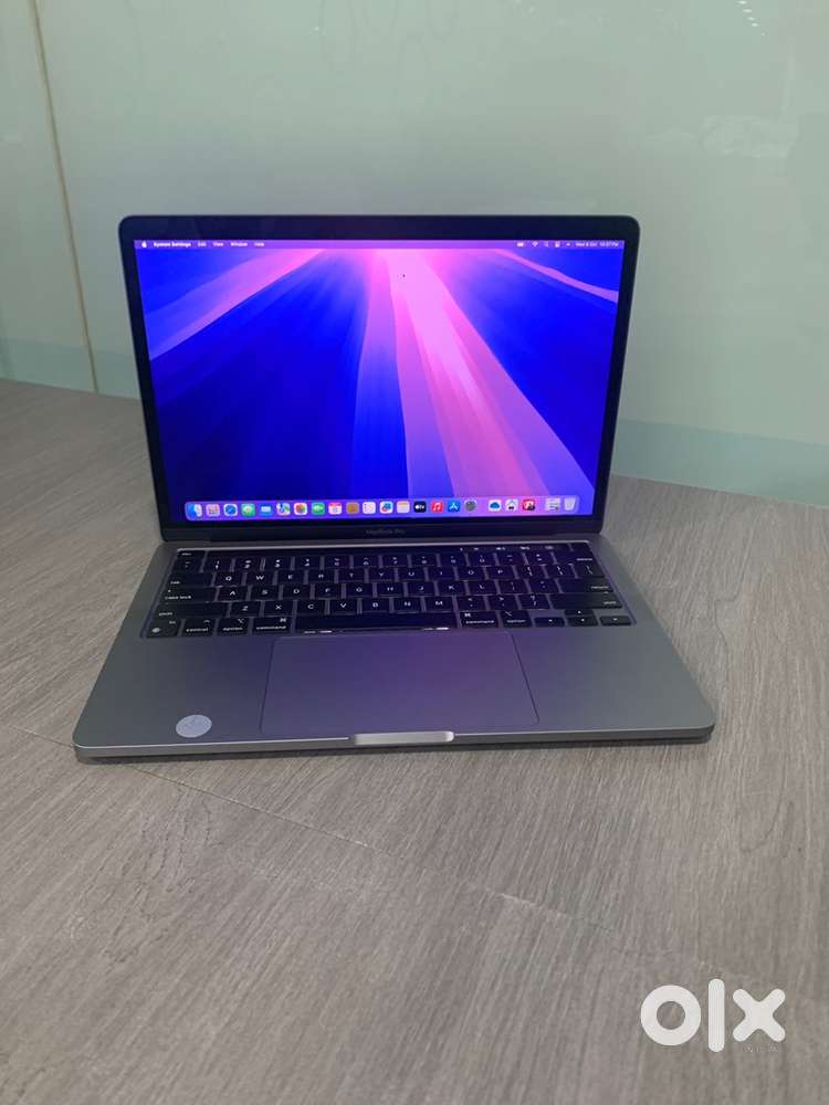 Apple MacBook Pro(13inch) M2 Chip 2022 8GB 256GB Warranty
