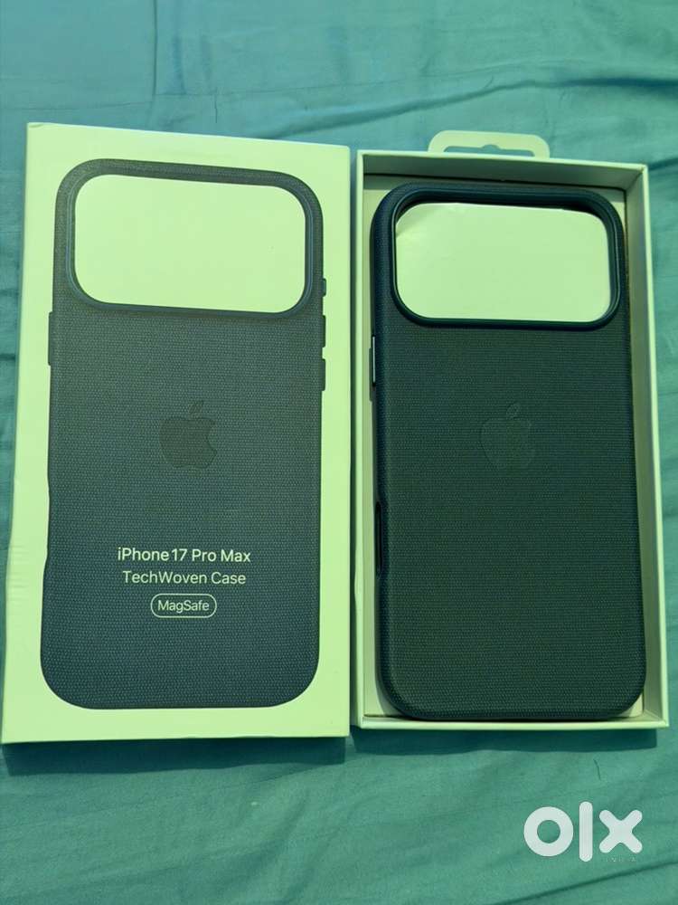 Iphone 17 pro max blue Tech Woven case