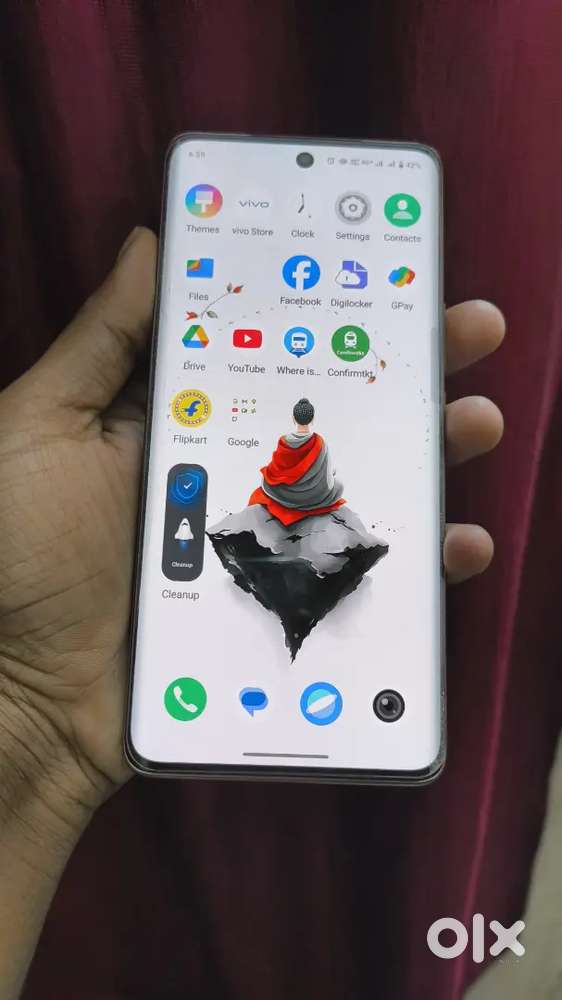 Vivo v40e 8 months old only