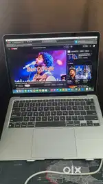 Macbook Air M1 Chip 16GB/256GB Brand new condition, rarely used