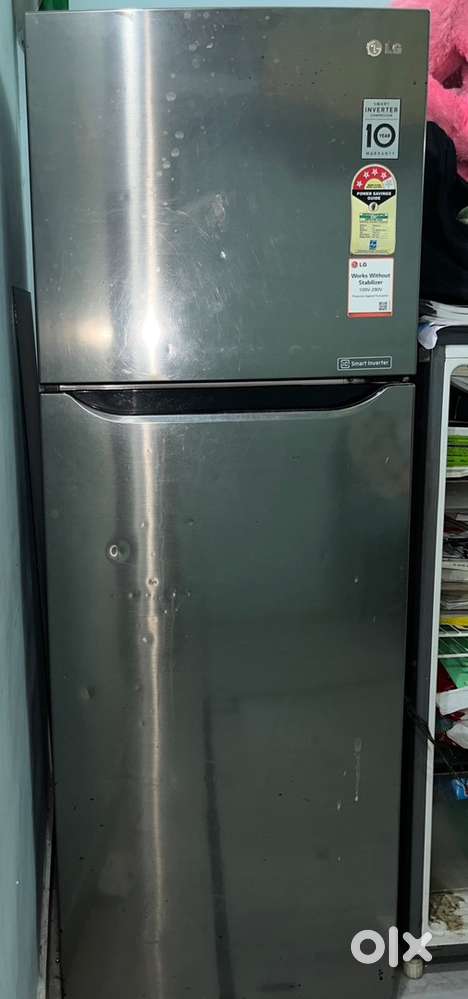 LG Frige with Smart Inverter