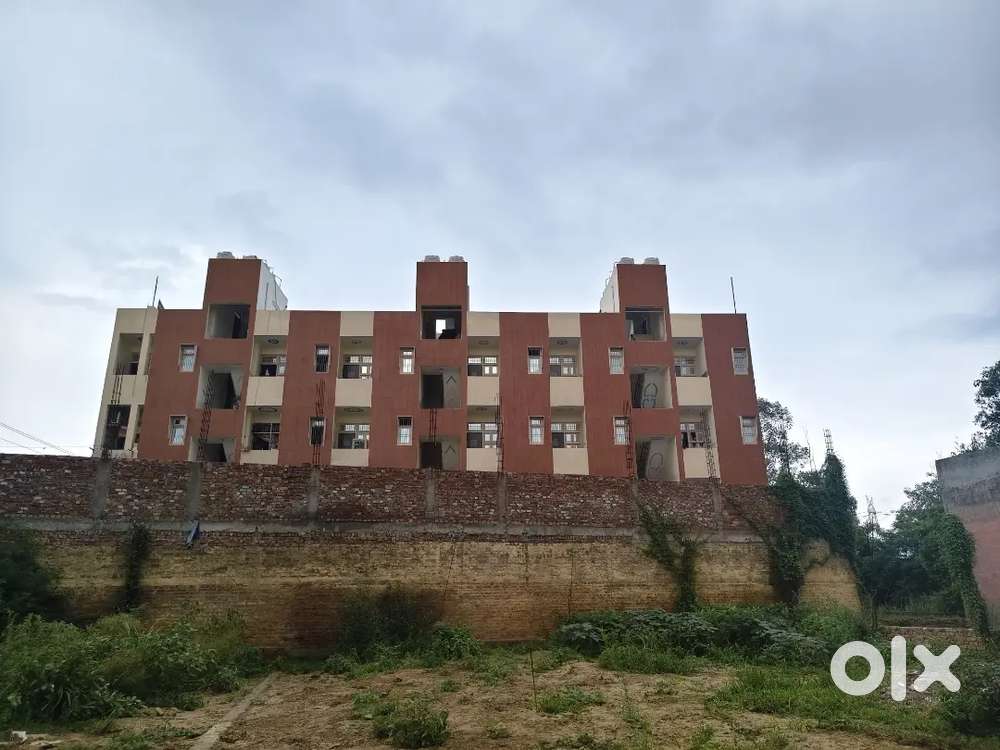 2 Room Set for Rent Semi-Furnished wheeler Parking Affordable Price