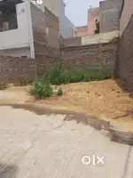 Urgent Sale==Plot 104 gaj for sale at 25 feet gali