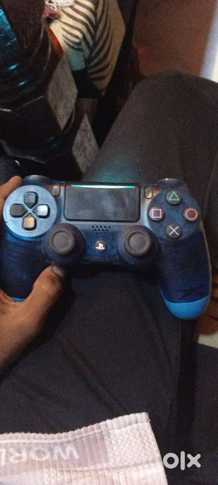 PS5 CONTROLLER