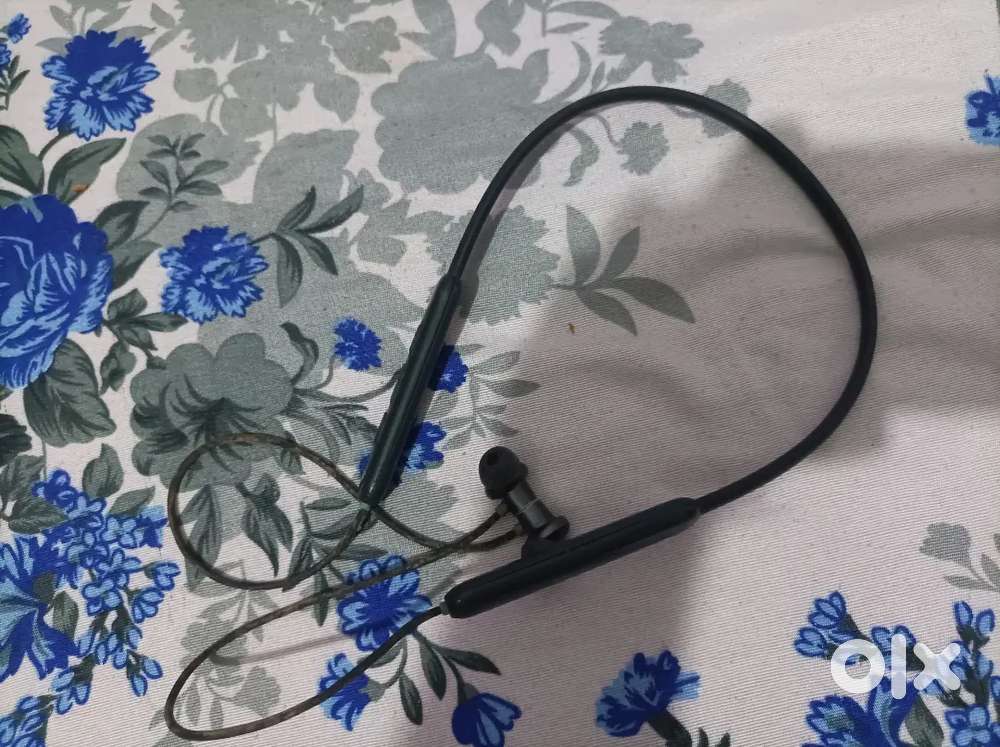 Firebolt neckbands
