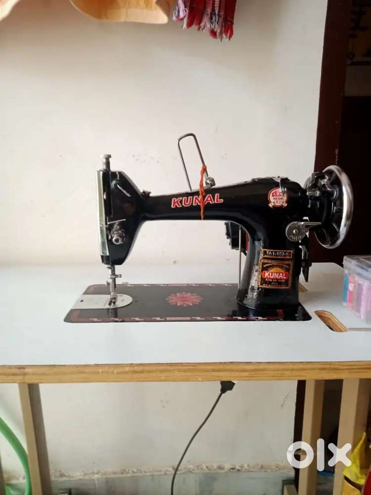 ਅੰਮ੍ਰੇਲਾ ਸਲਾਈ ਮਸ਼ੀਨ ( Kunal ) with Tablet set & Moter