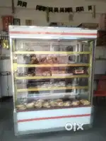 Cake Fridge