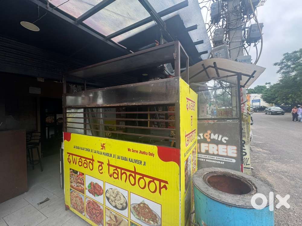 Shop on rent main market Trikuta nagar