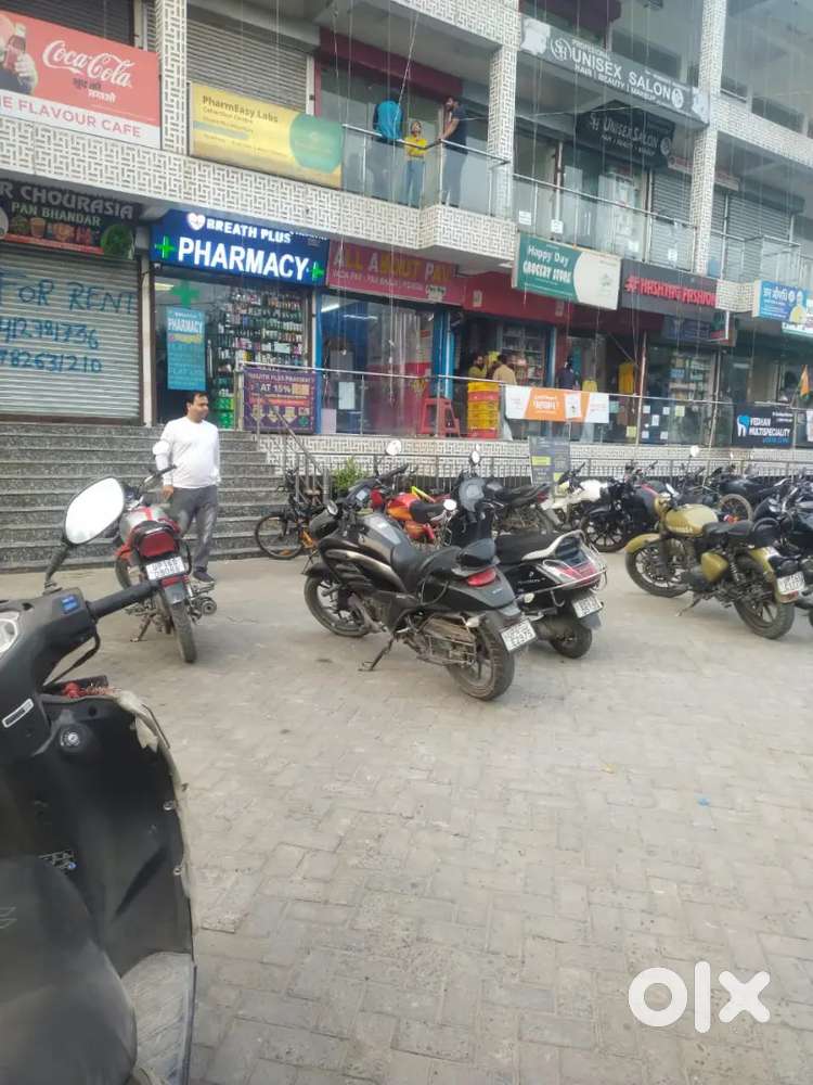 running shop for sale