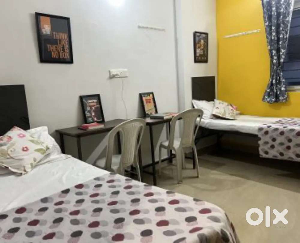 Girl PG NOIDA Sector 33