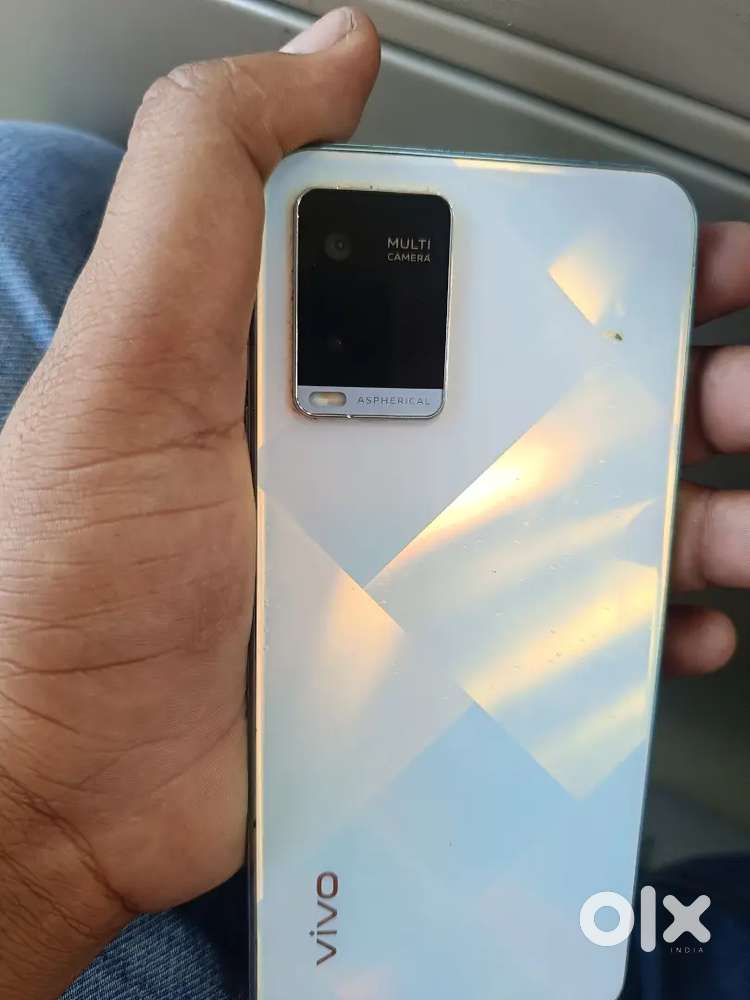 VIVO Y20E 64 BEST CONDITION ME HAI
