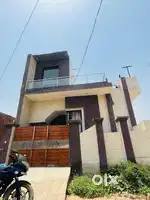 IN GATED SOCIETY 105 SQ YARD INDEPENDENT HOUSE FOR SALE NEAR BUS STAND