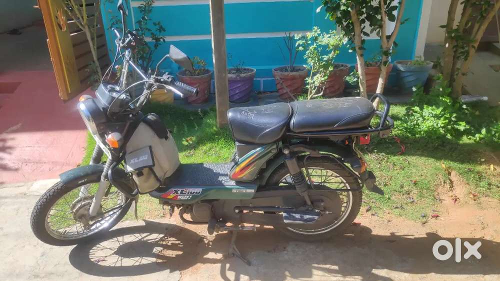 TVS XL 100 2019 BS-4 Self Start Model