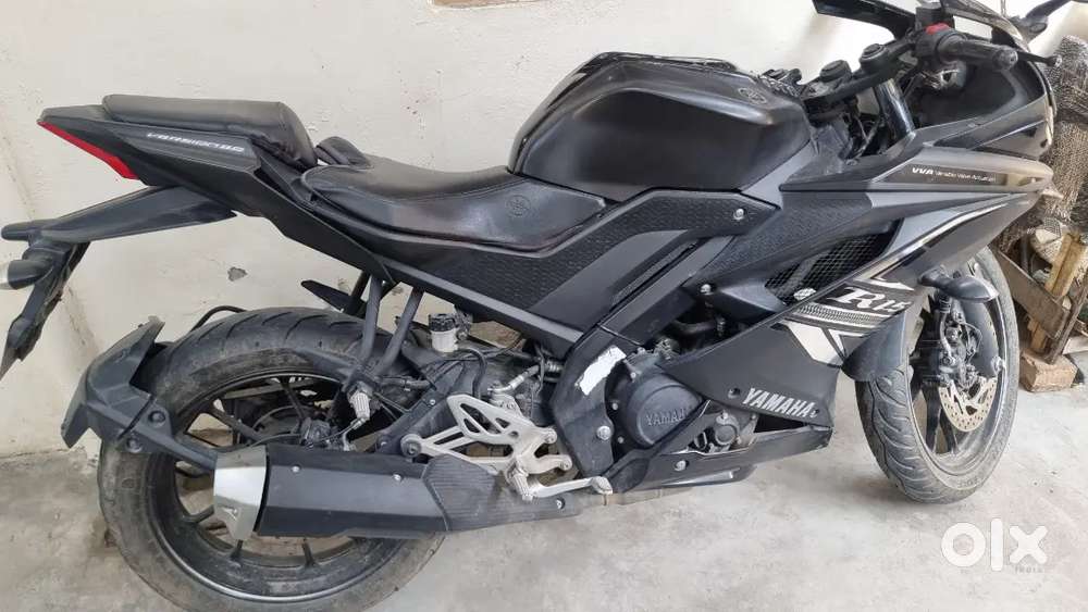 Yamaha R15 V3 December 2019 Model 8000 Kms only