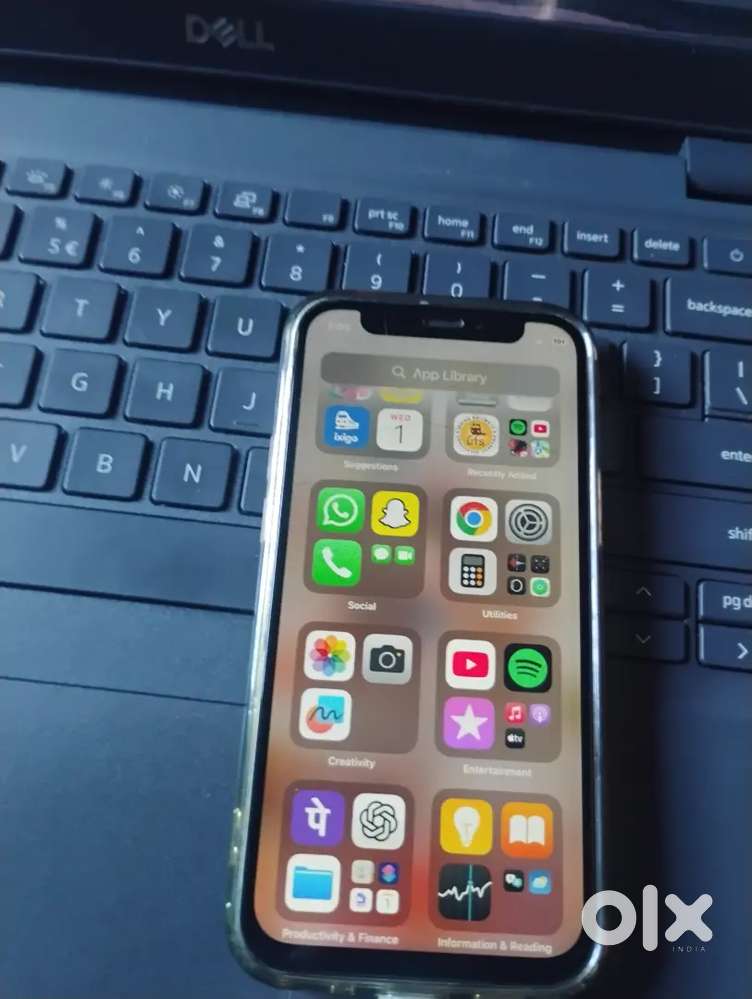 Iphone 12mini charging and box bhi hai