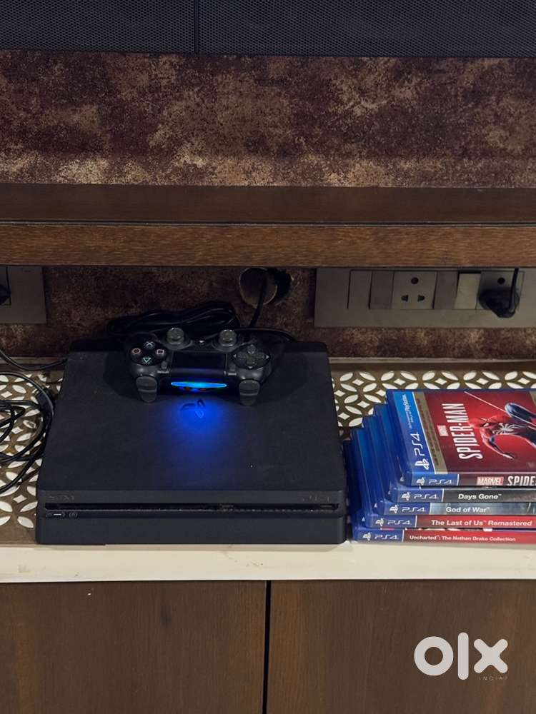 PS4 Slim 1TB + ₹19K Orignal Games