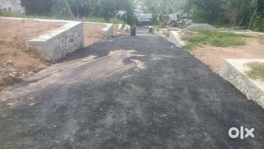 New project 4,5,6,7 cent house plots chanthavila 150 mtr mc road