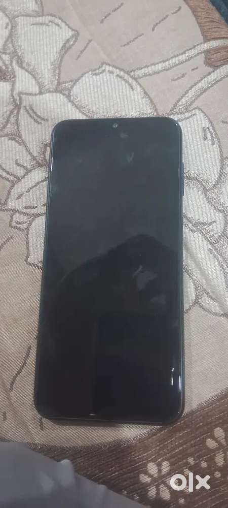 Samsung phone 6 month old