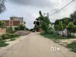 Jhalwa mein Khelgaon public school k samne full develope site