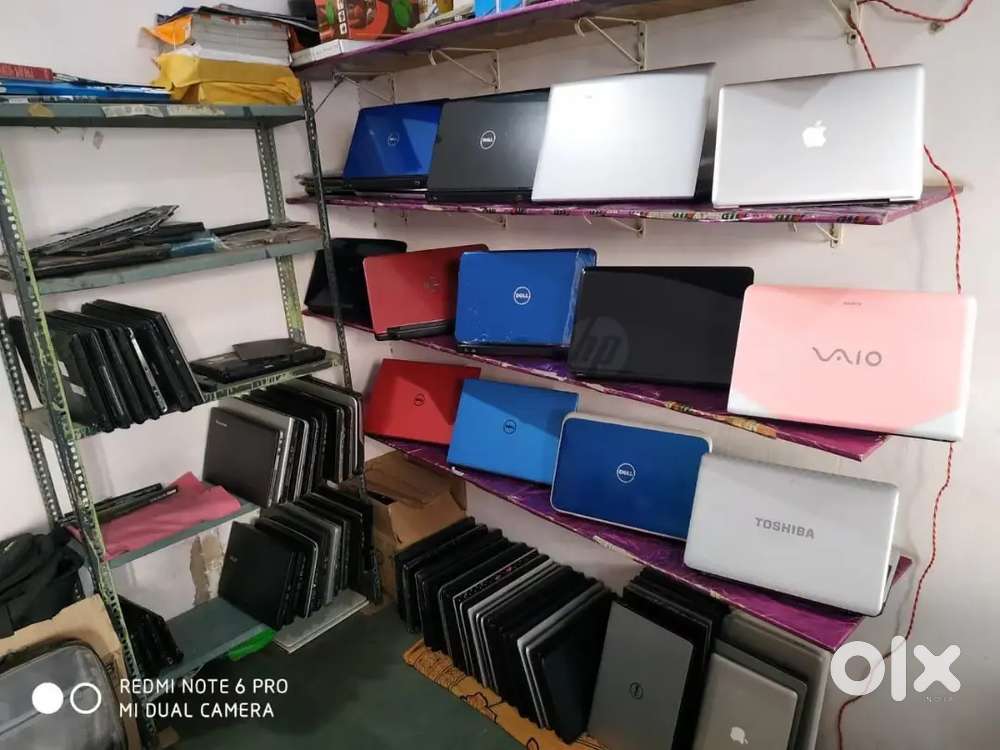 Second hand laptop computer shop