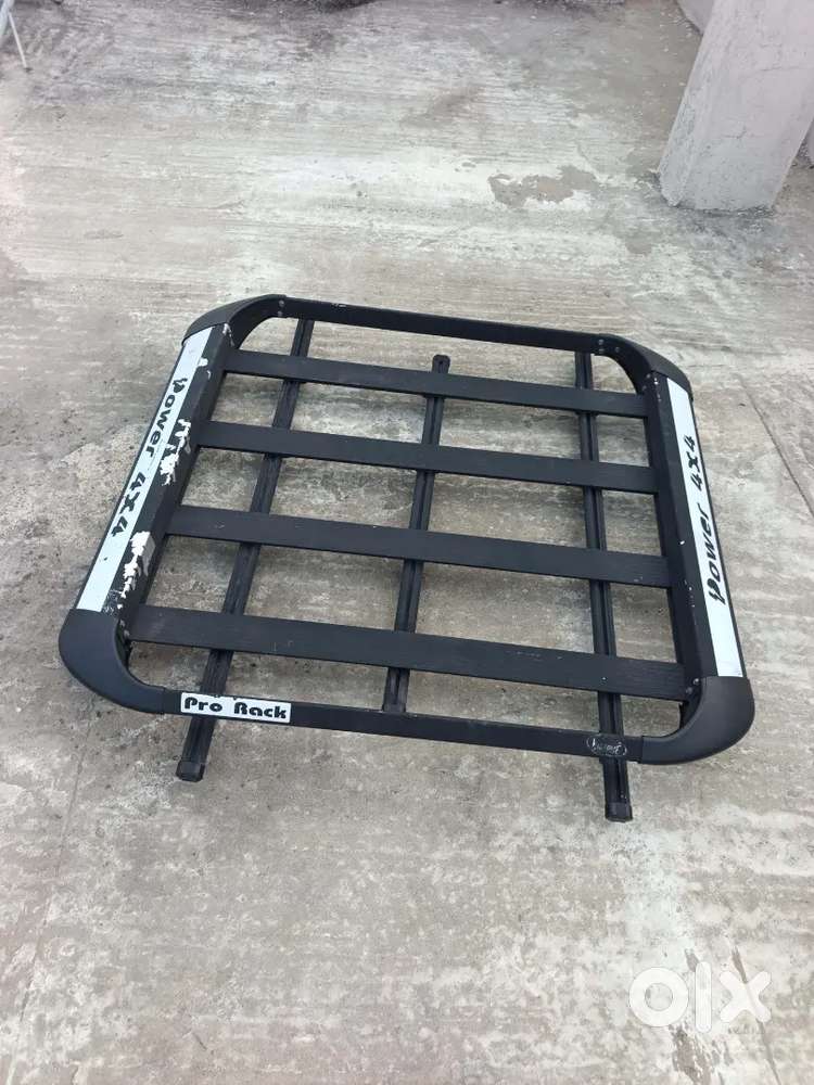 Aluminum Luggage stand less used